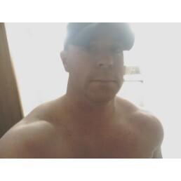 TightChris's tweet photo. @ClubKourtney http://t.co/lOWF66BfAx