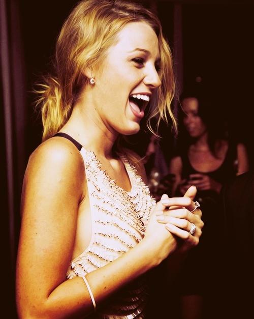 ¤Queen Elsa¤ (@cautiousqueene) on Twitter photo 