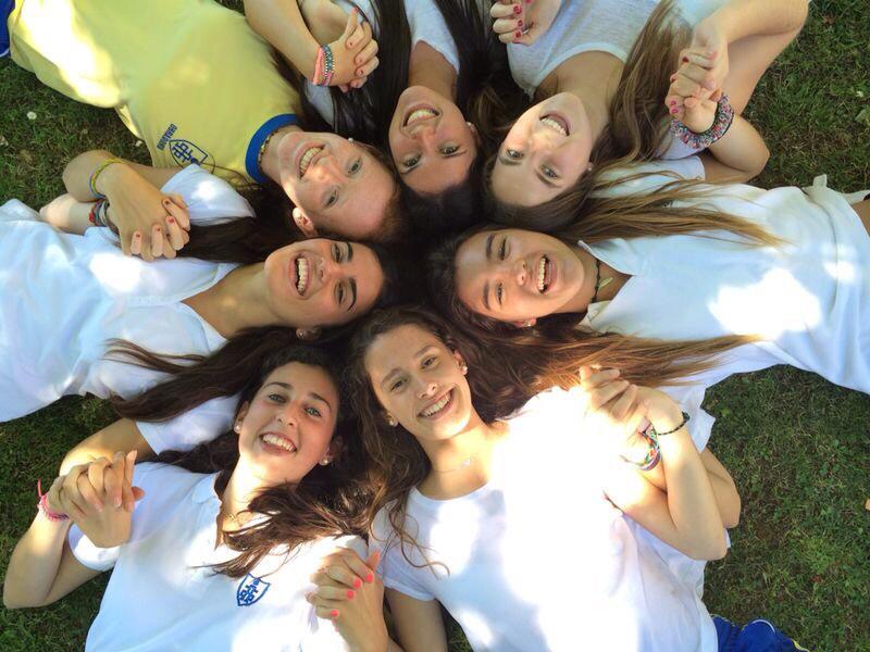 Sofipc97's tweet photo. “@PalomaDiaz97: Donde esten ellas que se quite el resto💕 http://t.co/Bfp4gLLXXj” 3 semanas❤️❤️👏