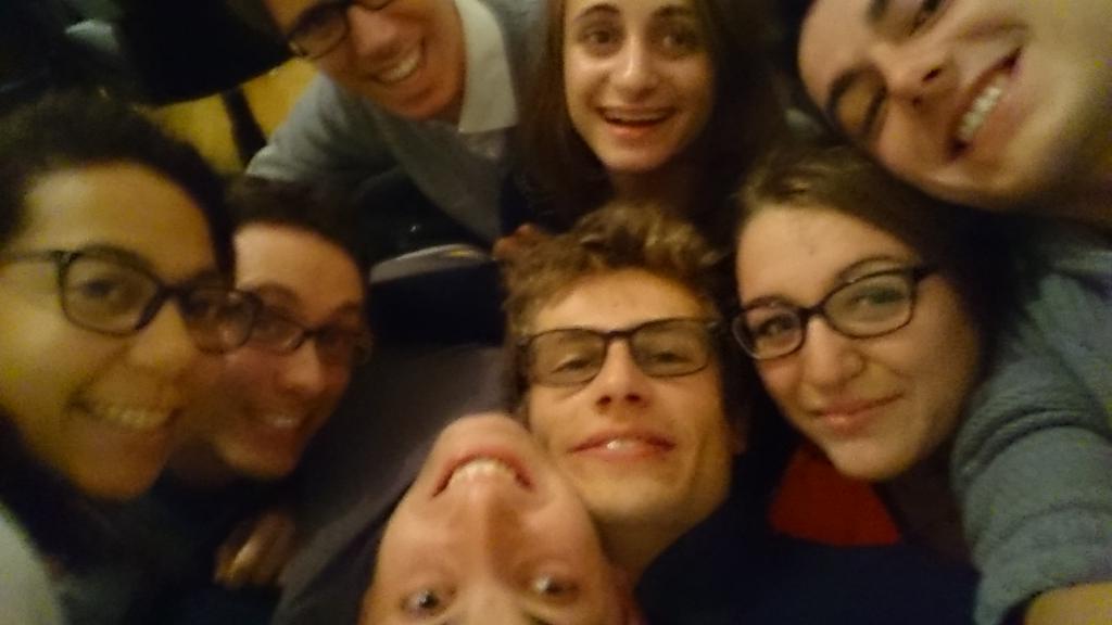 spodevin's tweet photo. Contre soirée #Alumni @cnje #CNH2014 ! Bravo à tous les lauréats ! http://t.co/9AlHIKDZQR