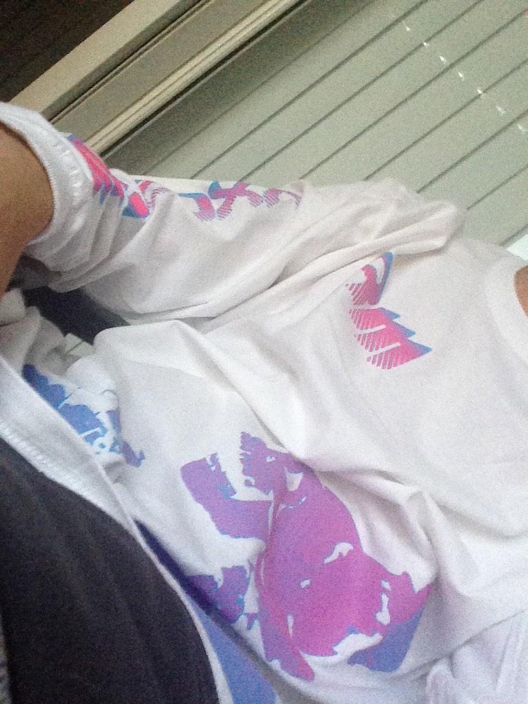 Ratchetmobb's tweet photo. http://t.co/rqrsqOClfz http://t.co/qJ0FLIfYwj