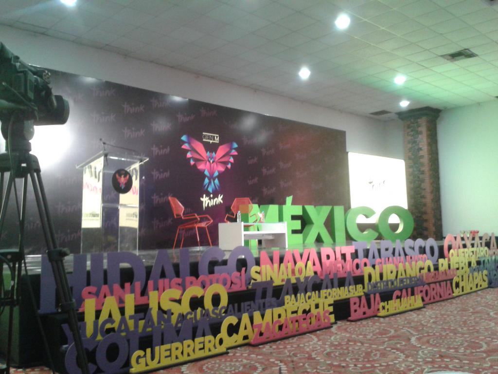 CarlaGarfias's tweet photo. Presente en #GenMThink, x ahora disfrutando de la peli 'Cantinflas' Excelente trabajo @adolfokfranco!
@FedeQuinzanos http://t.co/g2nnxHHbDf