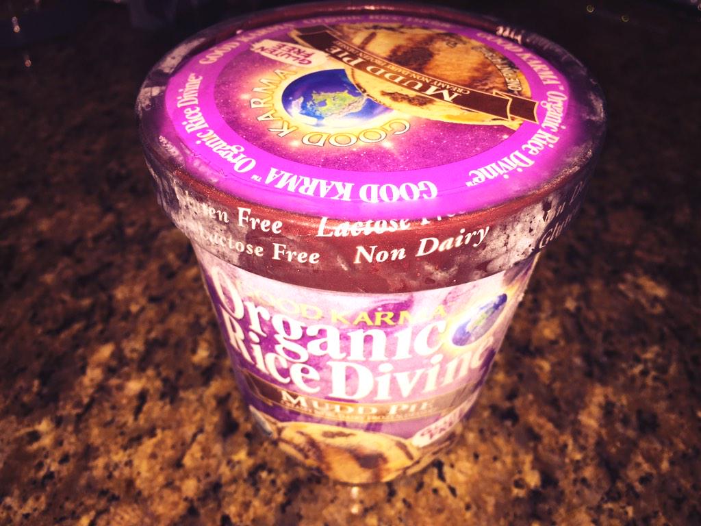 pattistanger's tweet photo. Just found the #subacabra of deserts @goodkarmafoods #muddpie ice cream non dairy and #glutenfree heaven! http://t.co/F8xPytj5sH