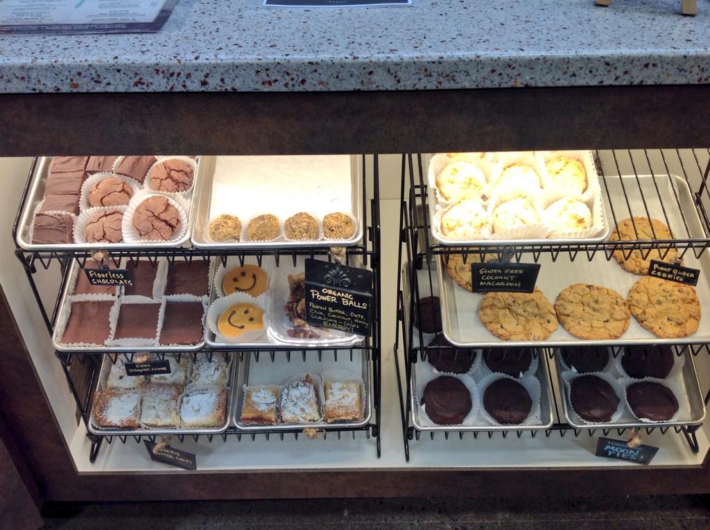 JakesPickup's tweet photo. No power outage here! Come and get it...We're open until 6:30pm http://t.co/4AMkNTdSqa