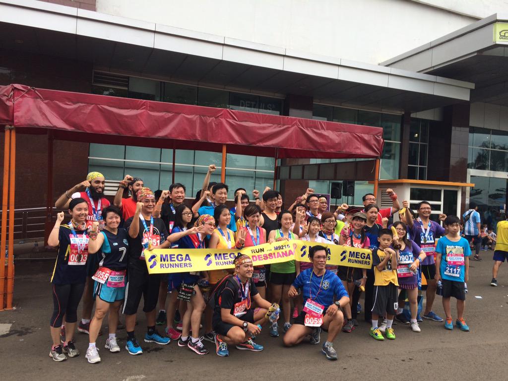 tribunnews's tweet photo. Semua runners di #SuperballRun sudah tiba, maka berakhirlah acara lari hari ini. Sampai ketemu di event berikutnya! http://t.co/v1jinFI7mJ