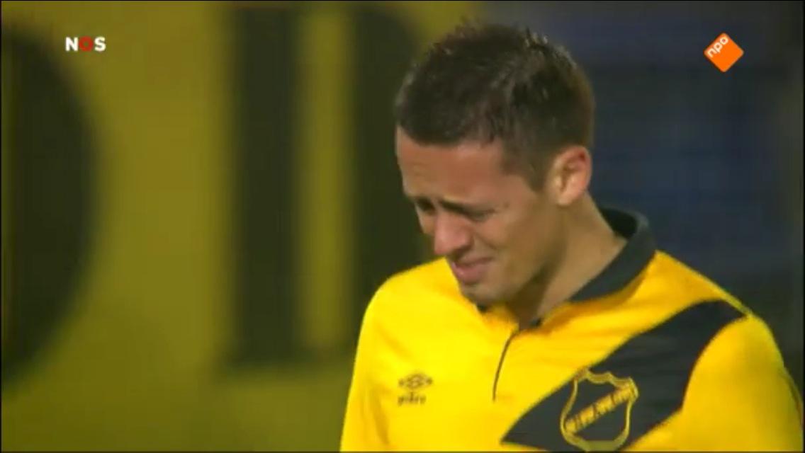 harryvermeegen's tweet photo. Alleen al voor Matic zou ik supporter blijven voor het leven!!! #nac #nacutr #matic http://t.co/pfkd1KaO3g