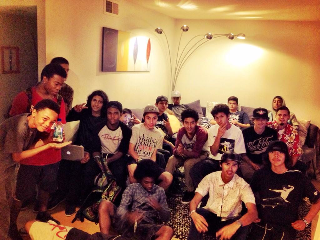 bridgetoskate's tweet photo. BTS #Thanksgiving! #blessed  #thankyouskateboarding @nealhendrix http://t.co/lQFSEipjR9