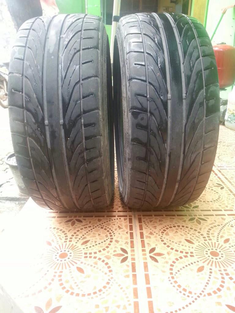 For sale dunlop 215/45 R17 kondisi 70% jual cepet, minat hub 082299060009
