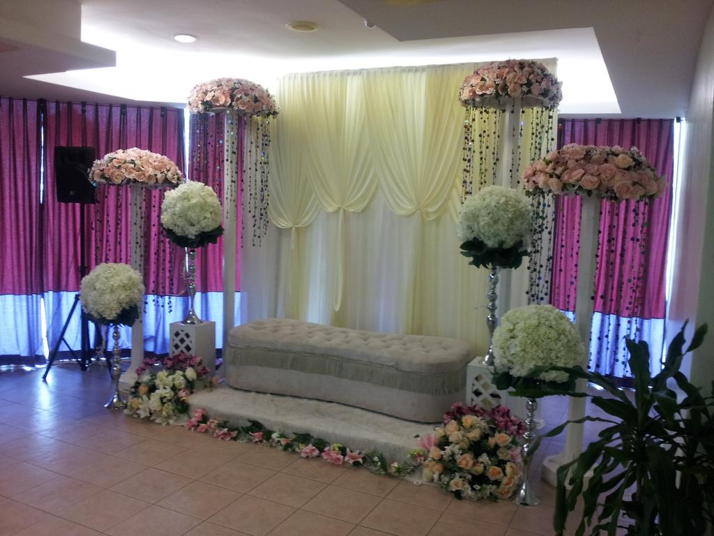 lppkn_pk's tweet photo. Pasangan berkahwin berpendapatan rendah diraikan dlm SmartStart 2nd Honeymoon LPPKN N Sembilan @norlasiah1958 @LPPKN http://t.co/niczeLbIot