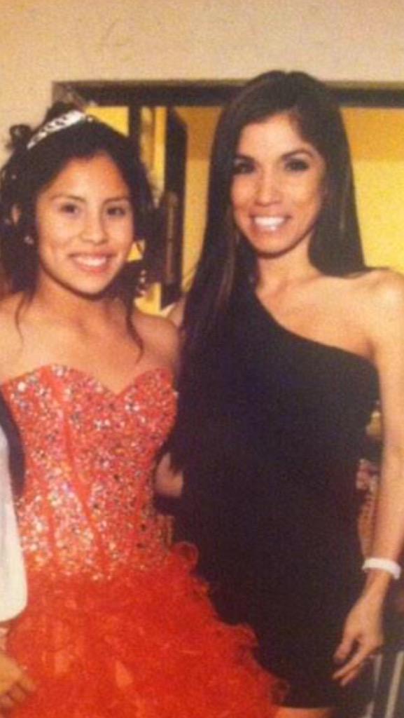 TexasHSMILFS's tweet photo. @saviemariee 's MILF, Dora
that I wouldnt mind explorin😏
LD Bell HS http://t.co/wfn6Zx6dJ4