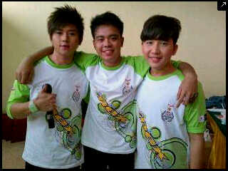 Nadin_SB's tweet photo. Kangen geng seminyak pas ngabuburit @rafaell_16 @mrezanugrah @Rangga_Moela  #SMASHBLASTflashback http://t.co/358yPV42RQ