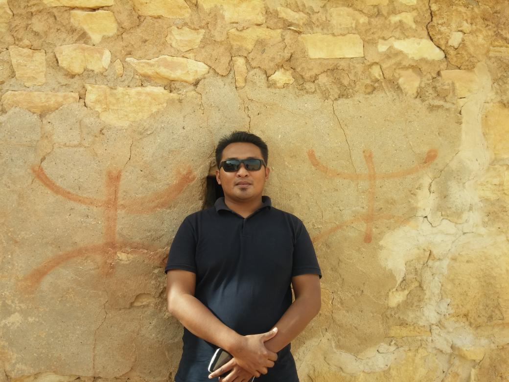 Novailmawan's tweet photo. The Barbarian Symbol atau "Amaziq Symbol" dlm bahasa arab.... http://t.co/auO5S7PIiM