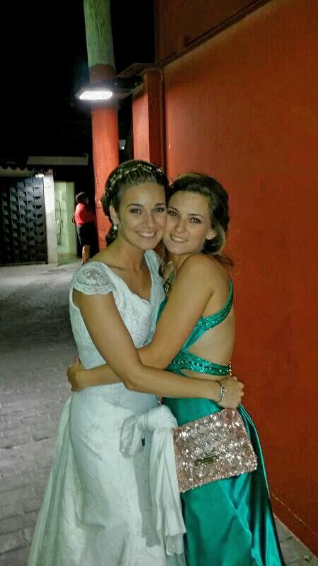GloriAndCo's tweet photo. Felicitar a mi pequeña raspa que se hace mayor!! Un día inolvidable como aquel e inolvidable como hoy 😙😙😙 http://t.co/dy4D9lwF6U