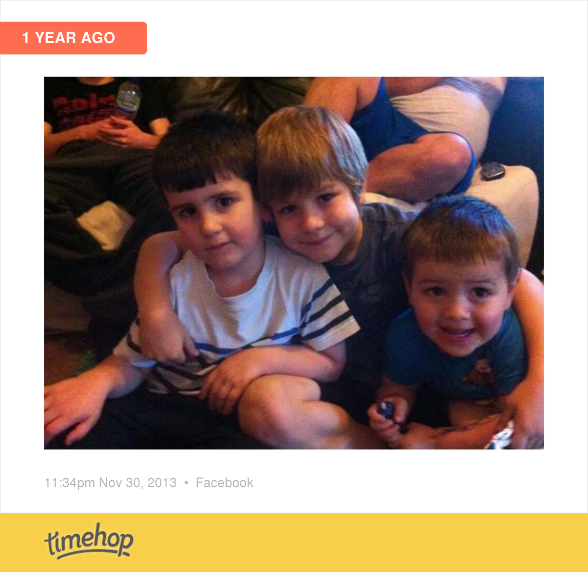 shell210809's tweet photo. birthday boy happy 9th bday  xx http://t.co/0VTvCVaYtO http://t.co/8J4Avq526G