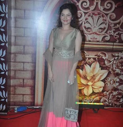 Ankita_Support's tweet photo. @anky1912 at Zee Rishtey Awards 2014😊 http://t.co/KKAoy00WOm