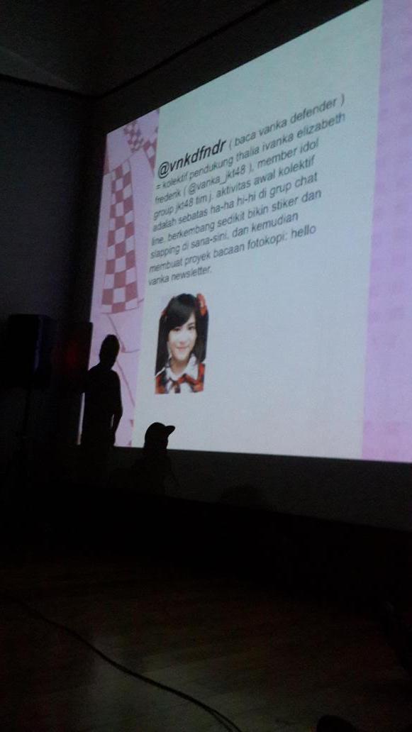 Lupa kapan terakhir kali presentasi. <a href="/ngomonginzine/">ngomonginzine</a> #KACF2014