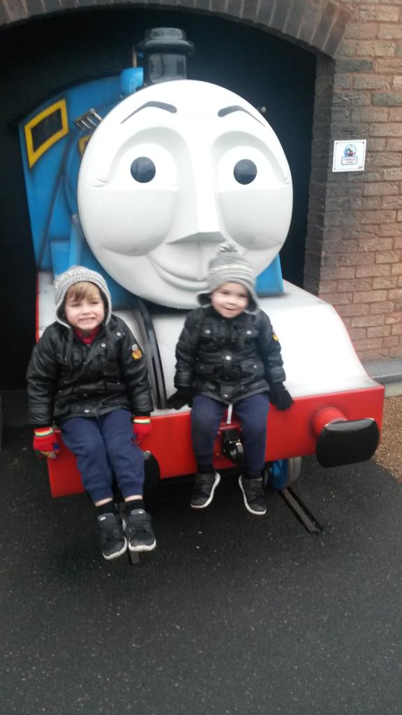 Thomas land yesterday for harry second birthday.