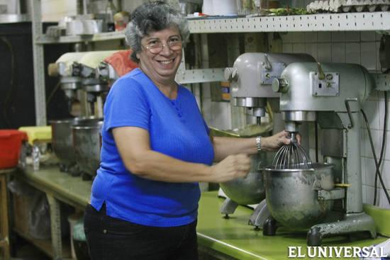 Las tortas de las hermanas Suárez, una tradición repostera que se remonta a 1946  ow.ly/F6hYU