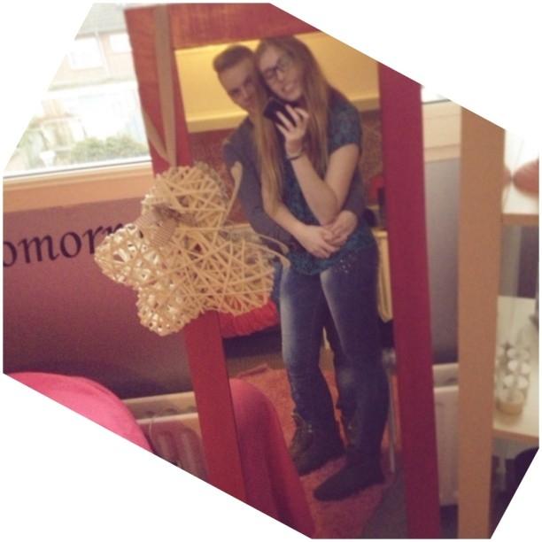 fxcksill's tweet photo. .when I met you, I didn't think I would fall so hard??????. http://t.co/3Tgmg8Fj3J