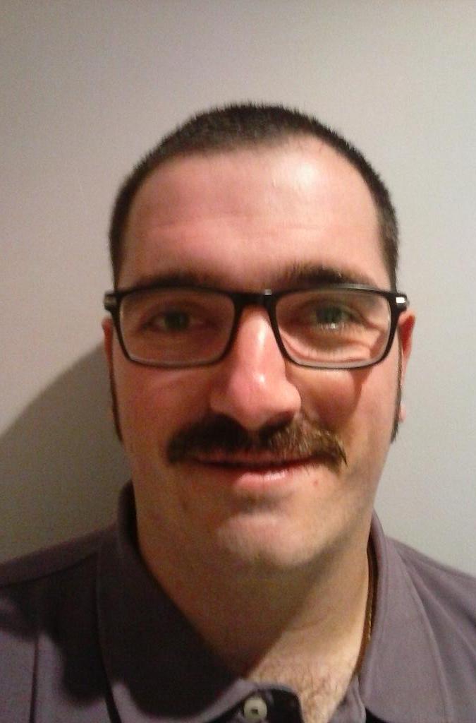 ChumeChumeco's tweet photo. Adios @MovemberES @MovemberMadrid. #Movember2014 ultimo dia http://t.co/5vwFJjojAq