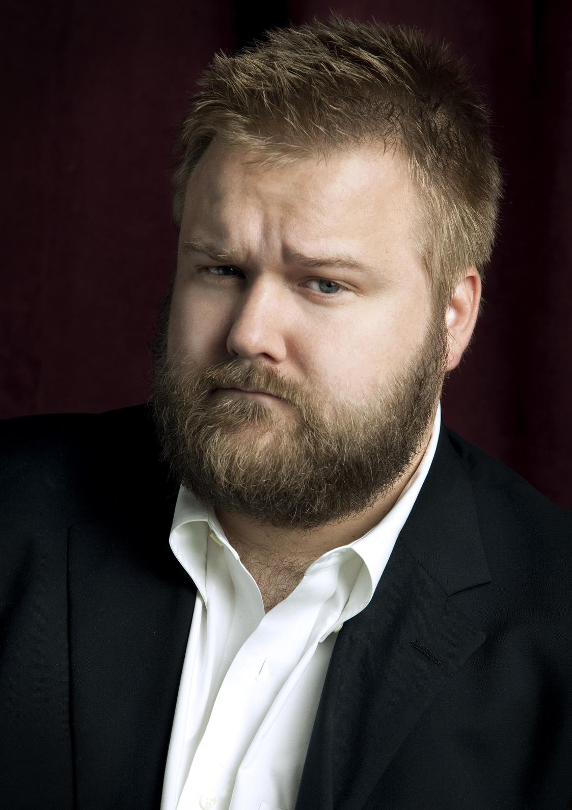 Celebrity Beard Birthday: Robert Kirkman (1978)
Happy Birthday   
