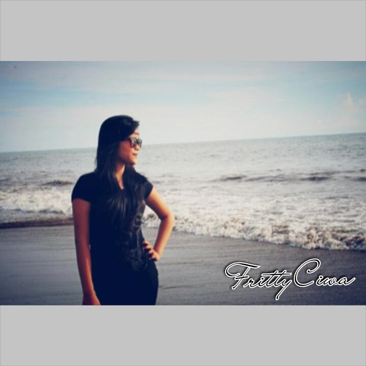 Frittyciwa's tweet photo. Pantaipadang\=D/;;) http://t.co/BRaR7jJXu1