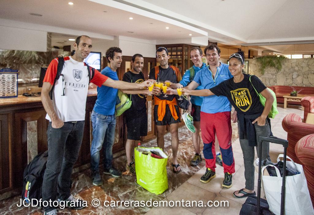 moxigeno's tweet photo. CRÓNICA PERSONAL #Transmallorcarun: 3 días-4 etapas-134k...y un millar de buenos recuerdos. http://t.co/Pmr8CBjUB8 http://t.co/VP0sNX9Cok