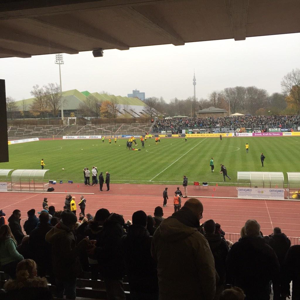 RN_Florian's tweet image. Unser #BVBII-Ticker aus der Roten Erde läut: rn.de/2554576 #BVB