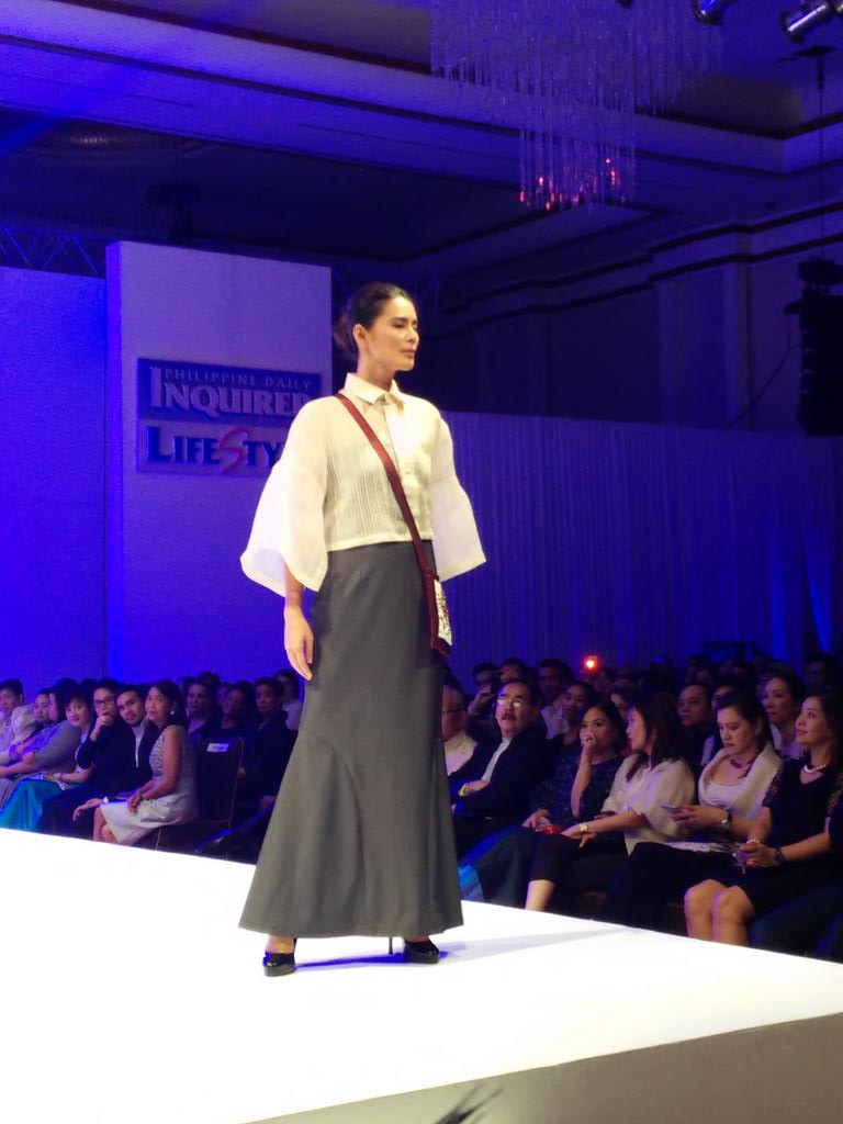 AngelAquino_OFP's tweet photo. “@frankatigbak: Angel Aquino on star-studded runway @Inq_Lifestyle #faceoff2014 http://t.co/iBW4wqeddE”
