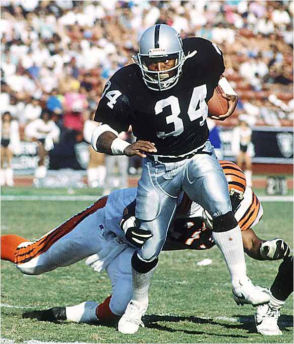 Happy birthday Bo Jackson 