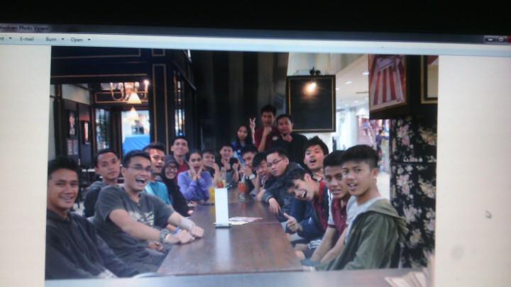 After match.. .😁🍟🍝🍴🍻