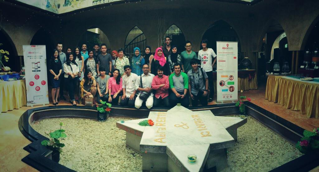 KinaraKemang's tweet photo. What a fab day w/@AbraResto &amp; @jansen_ongko Thanku all 4 coming! We look forward to seeing u all real soon.... http://t.co/Oy3cPMeE55