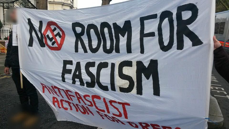 brightonanti's tweet photo. #GoldenDawn #Fascists in #London: report back from #Brighton #Antifascists http://t.co/jW5U5k4Fq4 http://t.co/iP28JDtGxi