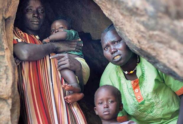 IndyVoices's tweet photo. 200 women and children were raped in Sudan recently. Where is the outrage? http://t.co/vOxpY14mjp http://t.co/vorPR9u9Xk