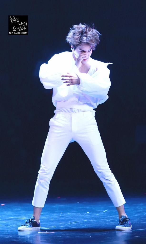 NeedAGirl0412's tweet photo. เหยดดดดดดดดดดดด พิจงอินนนนนนน โครตแว่บเลยยยยย ล้องห้ายยยยยย .________. http://t.co/N6rjumOMhd