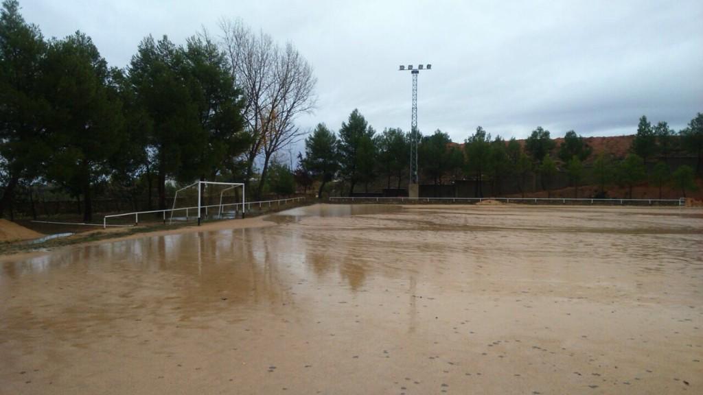 Fue imposible jugar el partido contra la <a href="/UDHellin/">U.D.Hellín</a> el terreno estaba impracticable y peligroso