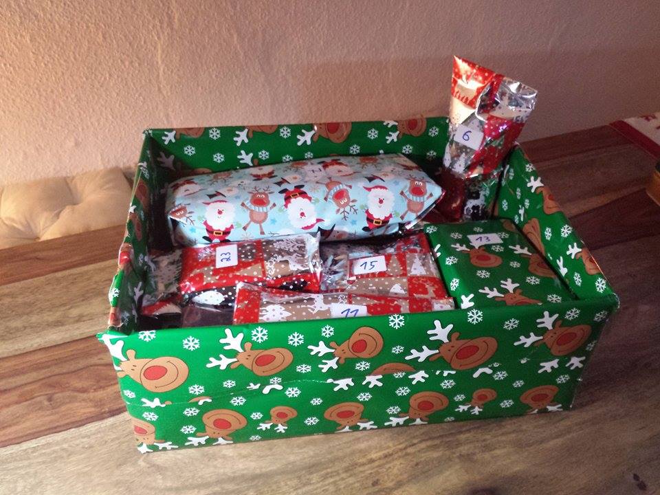 Netreya's tweet image. yay! My advent calendar my boyfriend made for me &amp;lt;3 x-mas time can begin!