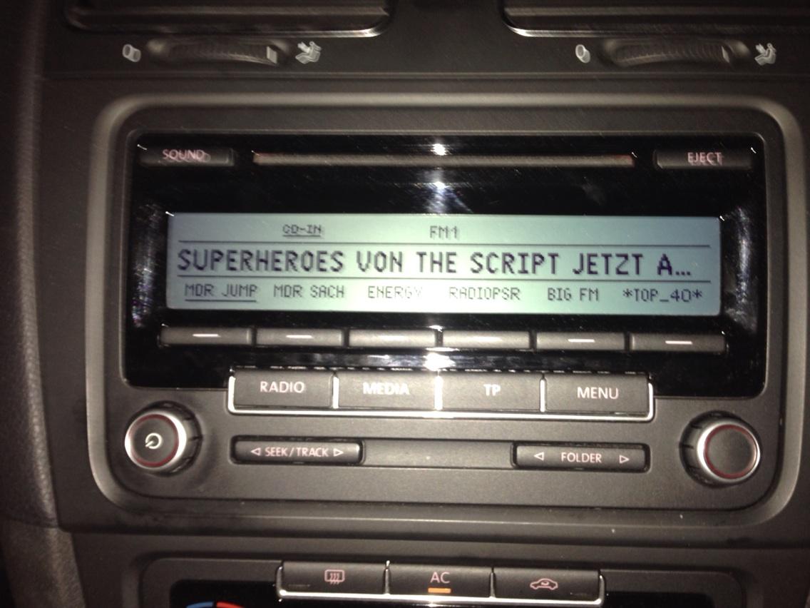 Roslyn Kelly tweet media