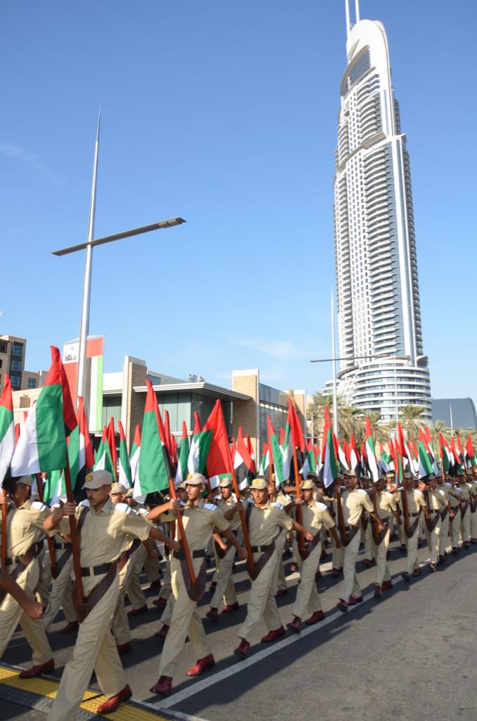 DubaiPoliceHQ's tweet photo. أكثر من ألف شرطي في مسيرة بوليفارد محمد بن راشد بدبي
http://t.co/uBaSXD45fx http://t.co/7omQwbavaU