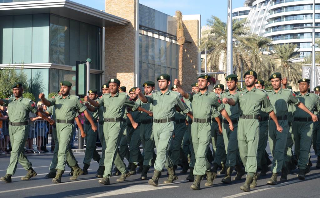 DubaiPoliceHQ's tweet photo. أكثر من ألف شرطي في مسيرة بوليفارد محمد بن راشد بدبي
http://t.co/uBaSXD45fx http://t.co/7omQwbavaU