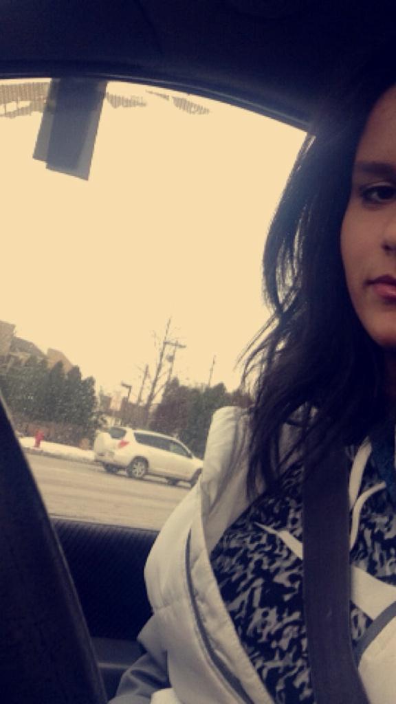 _summyyyy's tweet image. Went driving on the main rd yesterday pretty dope #firsttimedriving #scary #getatme #15 #yolo