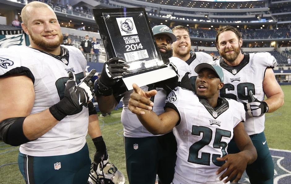 B3tR6n1IEAEb32l.jpg:large