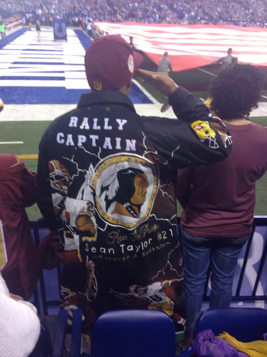CaseJar's tweet photo. @BarstoolBigCat every team needs a Rally Captain right? http://t.co/gQVz167znt