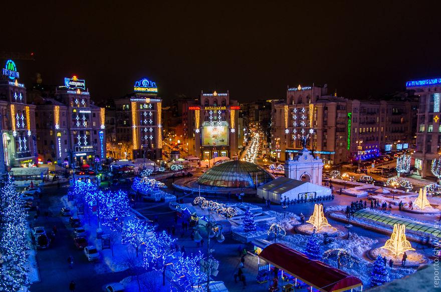 grandcitymx's tweet photo. Una mirada a la navidad en distintos países del mundo.

http://t.co/6mT8TeM0WE http://t.co/W7Gv9DRyeP