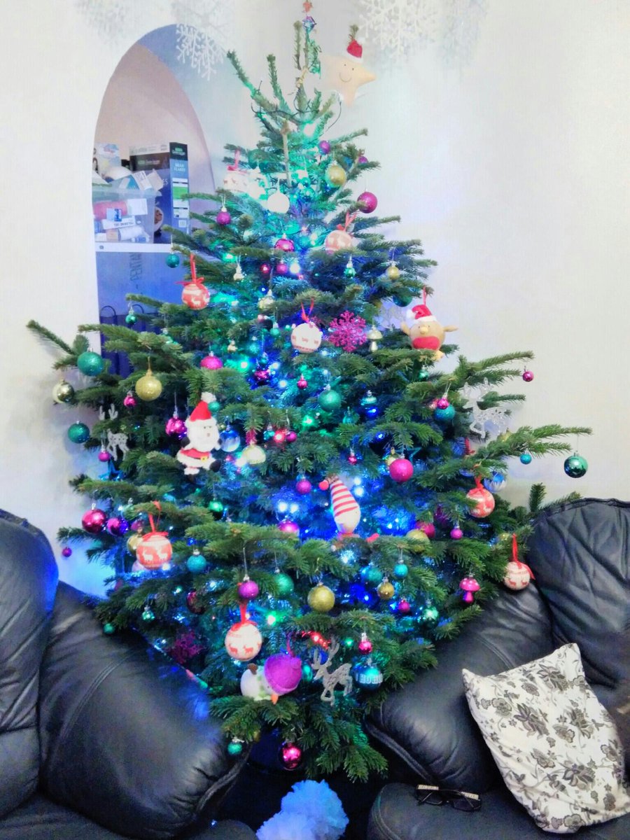 starkssnow's tweet photo. chrismas is the shit http://t.co/spq1T9g05p