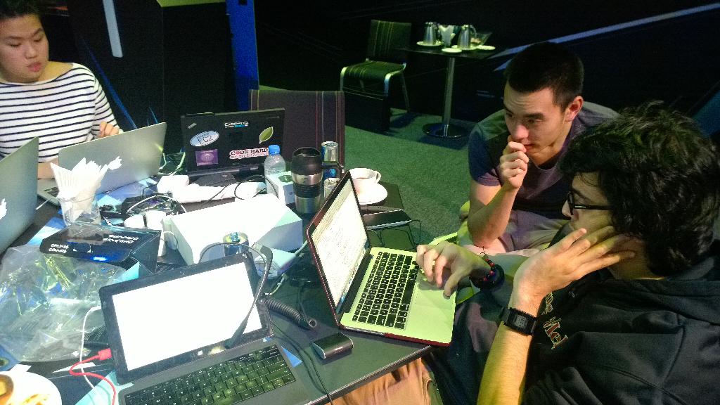 Coding for #GoogleGlass from #Surface :-) 12 hrs before presenting hacia to @aljazeera execs