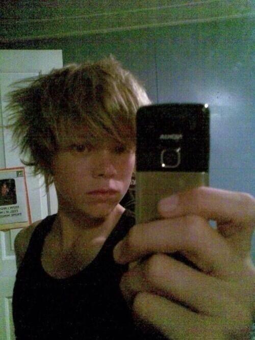 fetus ash pics (@fetusashtonpics) on Twitter photo 
