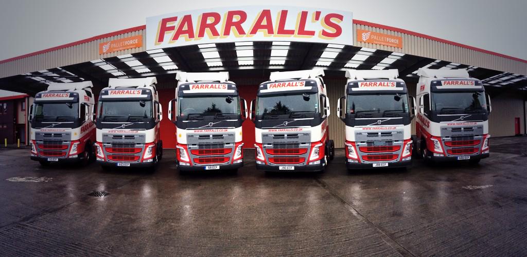 Laura_Farrall's tweet photo. Great photoshoot for @Farralls_Tspt this weekend, editing the images to get them ready for Decembers press release!! http://t.co/ecNitVvfyG