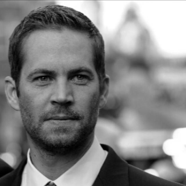 captainkillian2's tweet photo. Hey guys one year is gone as he died! Paul Walker!:/ R.I.P:/ http://t.co/01ciHIld8b