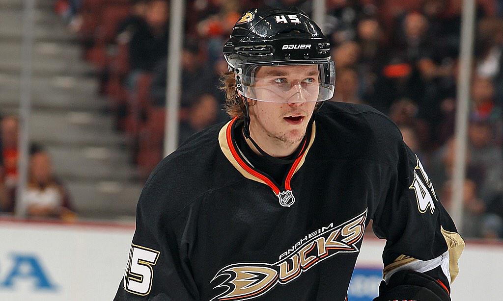7_Cogs's tweet photo. Jussi Jokinen & Sami Vatanen
#NHLlookalikes http://t.co/hFgeNLP0yx